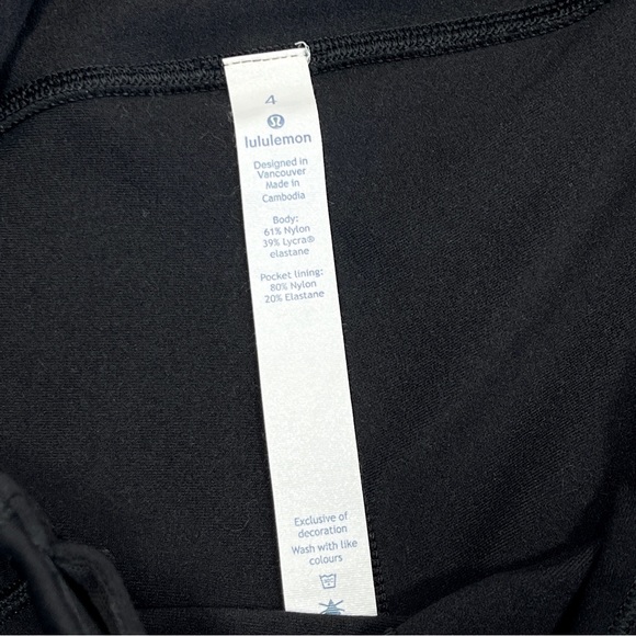 LULULEMON black leggings CA 35801 RN 106259 size 4 - Picture 6 of 11